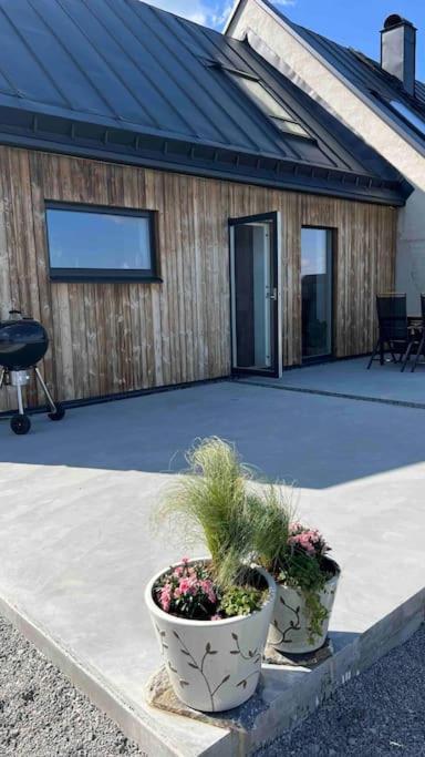Villa Fint Hus Naera Jaervsoebacken Exterior foto