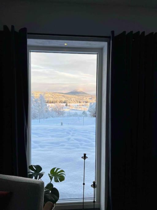 Villa Fint Hus Naera Jaervsoebacken Exterior foto